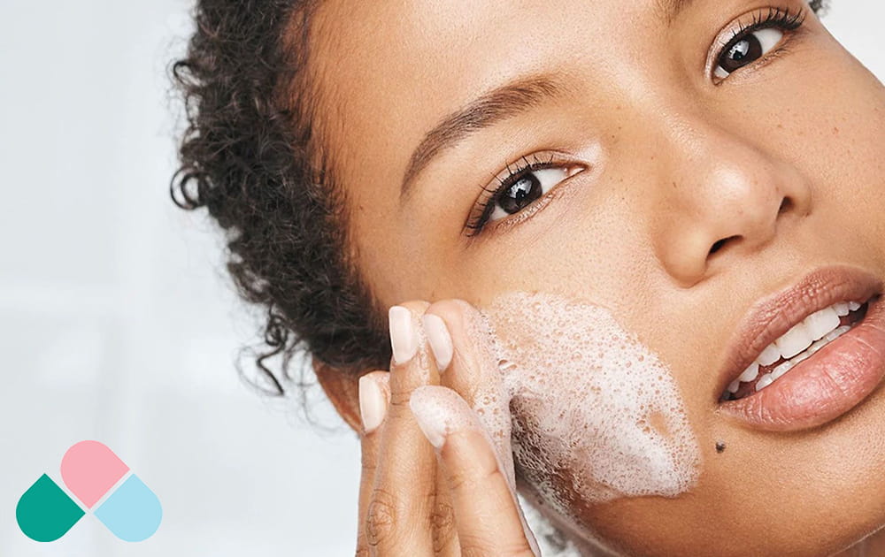 ویژگی های یک شوینده مناسب برای پوست چرب